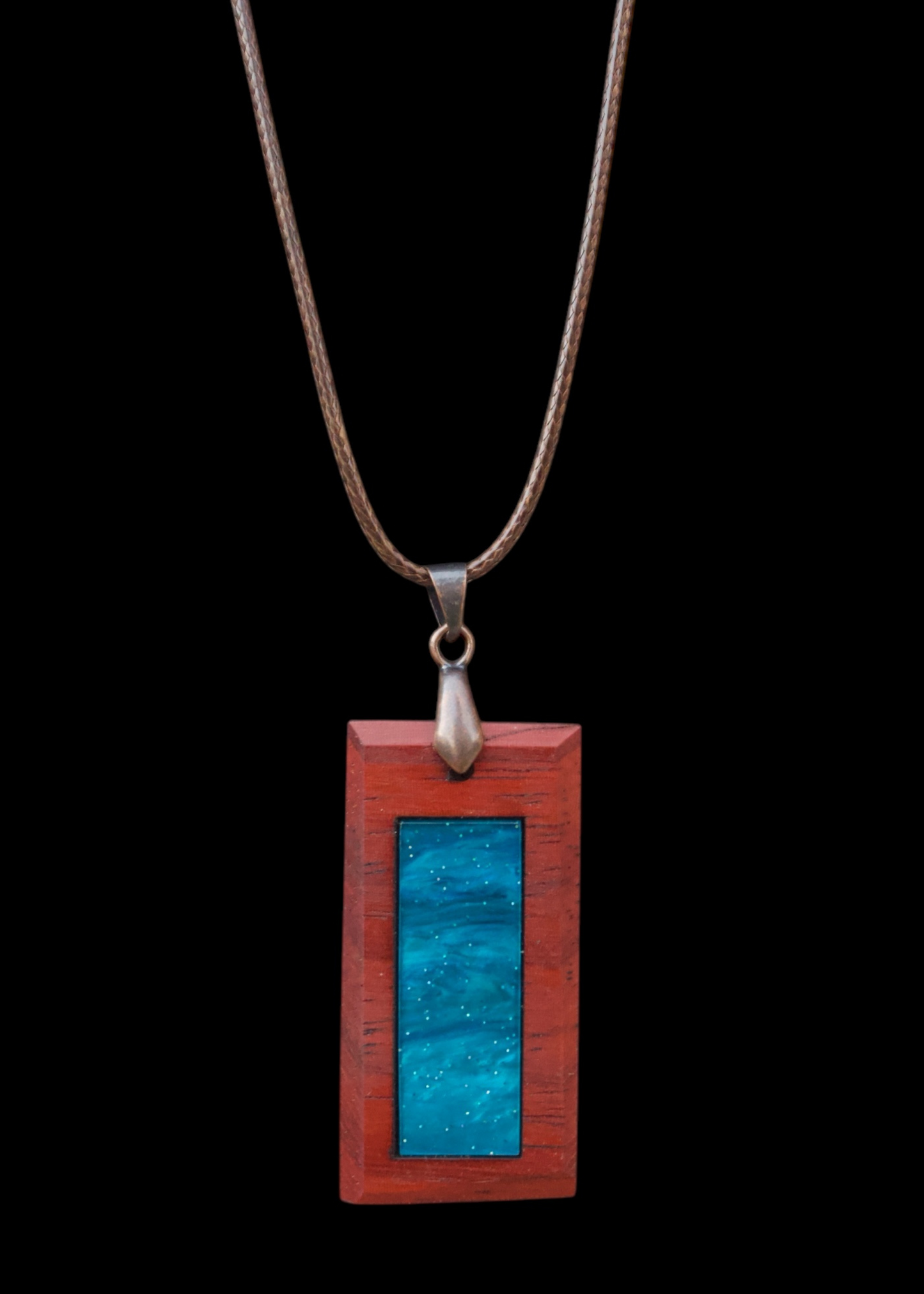 SIMPLE VERTICAL PENDANT